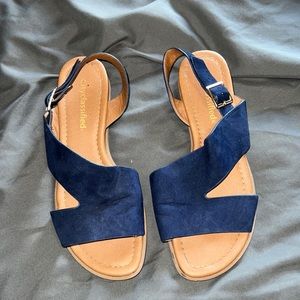 Cityclassified navy sandals- women’s size 6